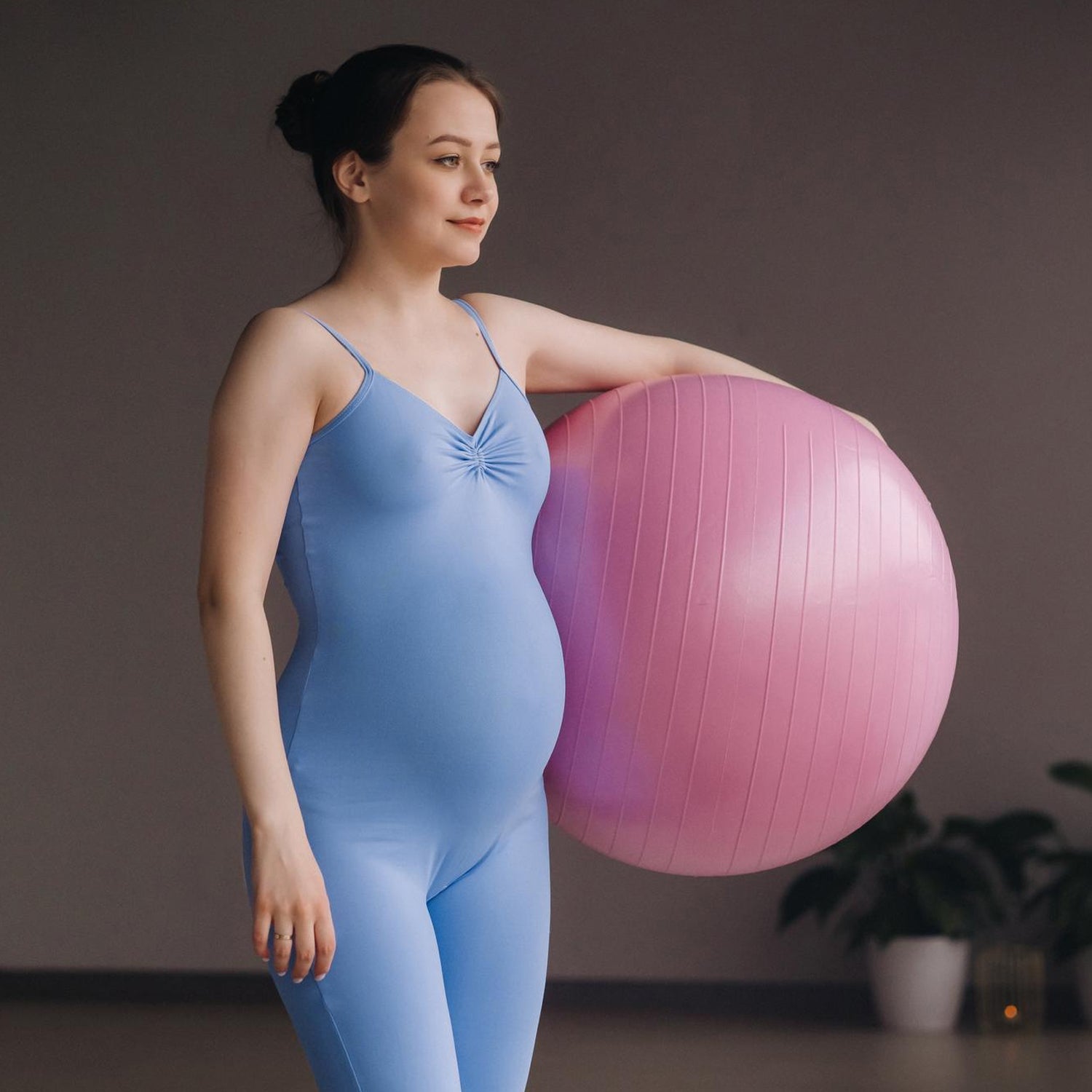 9091 Anti Burst 65 cm Exercise Ball with Inflation Pump, Non-Slip Gym Ball, for Yoga, Pilates, Core Training Exercises at Home and Gym- Suitable for Men and Women 9091 Anti Burst 65 cm Exercise Ball with Inflation Pump, Non-Slip Gym Ball, for Yoga, Pilates, Core Training Exercises at Home and Gym- Suitable for Men and Women